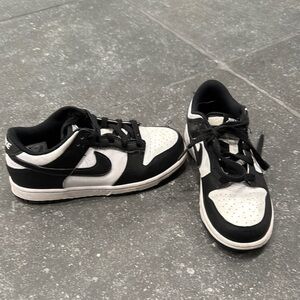 Used 2.5 Nike pandas